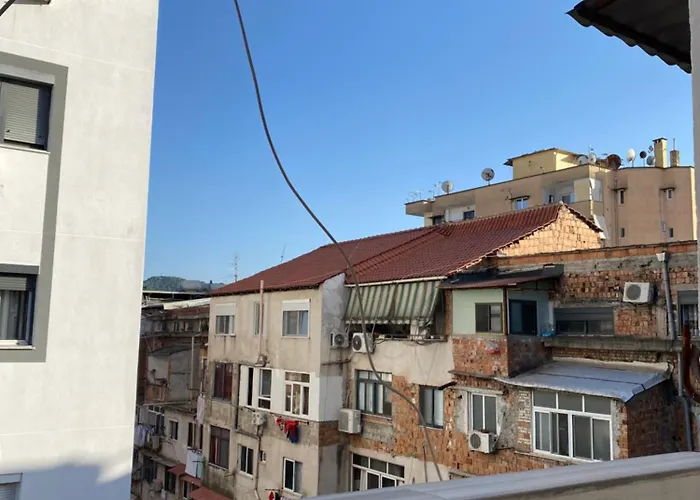 Apartman Myslym Shyri 2 *